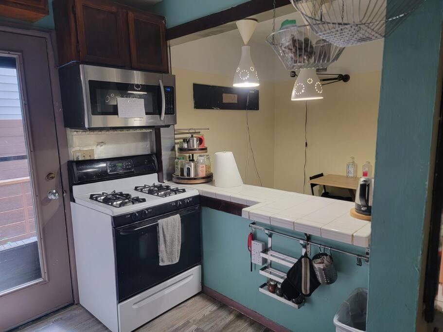 Apartamento Rock Pad For Yale, Visitors, Nurses, Staff New Haven Exterior foto