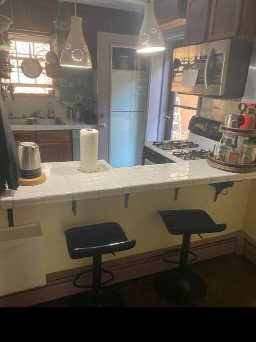 Apartamento Rock Pad For Yale, Visitors, Nurses, Staff New Haven Exterior foto